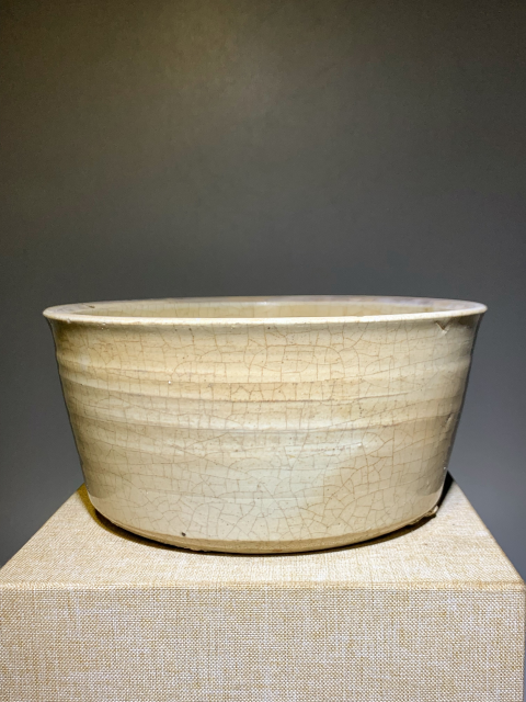古玩陶瓷【精品難見】明代哥釉折沿芒口洗拍賣,當前價格1999元