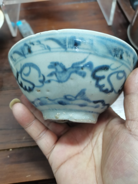 古玩陶瓷青花天馬行空荷花蓮心碗拍賣,當前價格3000元
