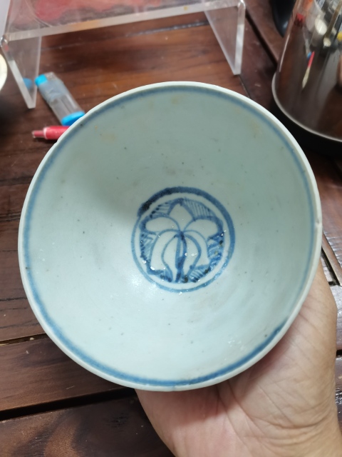 古玩陶瓷青花天馬行空荷花蓮心碗拍賣,當前價格3000元