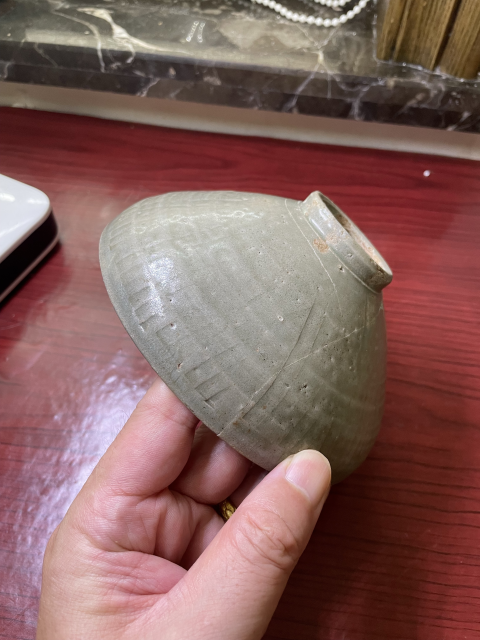 古玩陶瓷館藏級(jí)北宋同安窯珠光青瓷雙面刻花碗拍賣(mài),當(dāng)前價(jià)格598元
