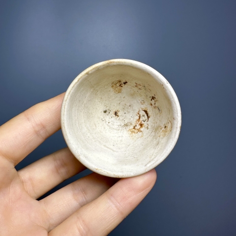 古玩陶瓷元代磁州窯白釉杯拍賣，當前價格388元