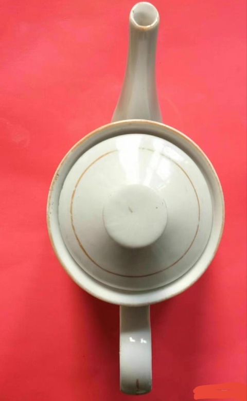 古玩陶瓷粉彩山水亭樓紋大茶壺拍賣，當前價格158元