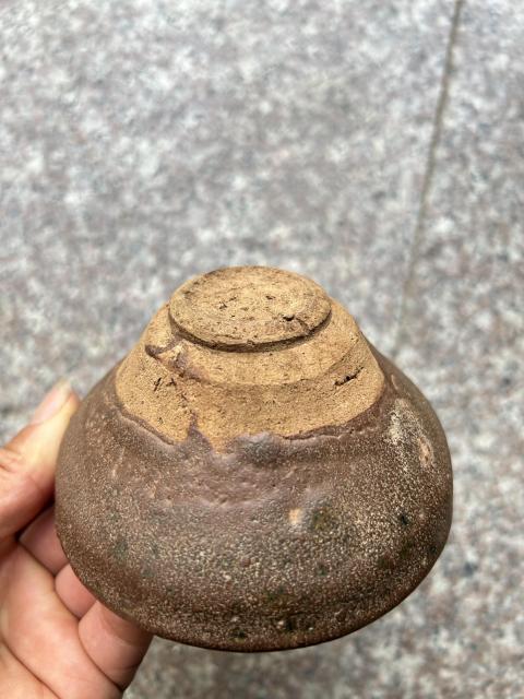 古玩陶瓷元代 醬釉茶盞拍賣,當前價格688元