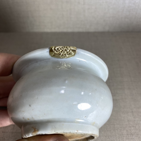 古玩陶瓷白釉圈足爐拍賣,當(dāng)前價格799元