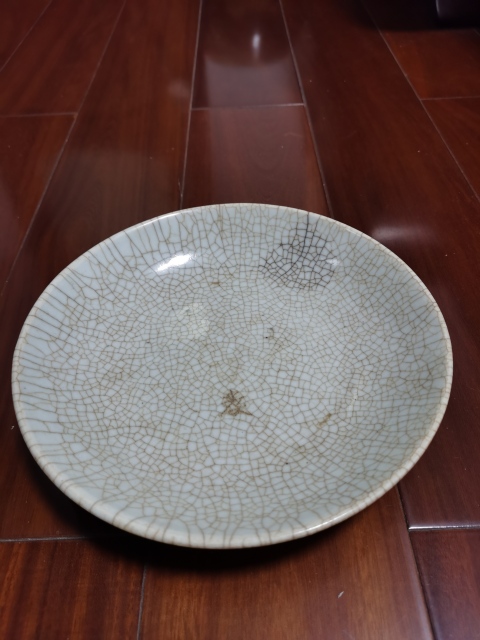 古玩陶瓷清中期哥釉盤拍賣,當前價格6888元