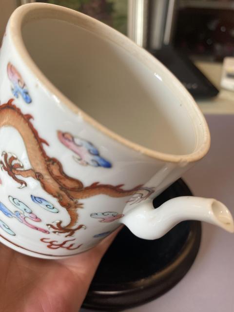 古玩陶瓷粉彩龍紋執壺拍賣，當前價格6200元
