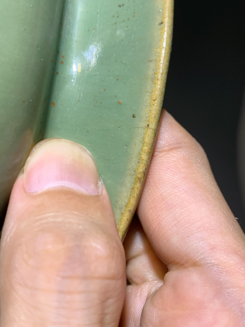 古玩陶瓷清中期宜興窯綠釉三足爐拍賣,當前價格999元