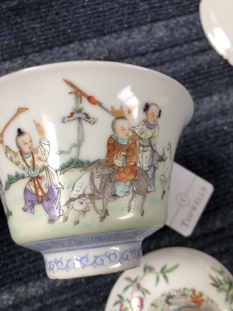 古玩陶瓷民國時期粉彩嬰戲圖蓋碗一對拍賣，當(dāng)前價(jià)格38000元