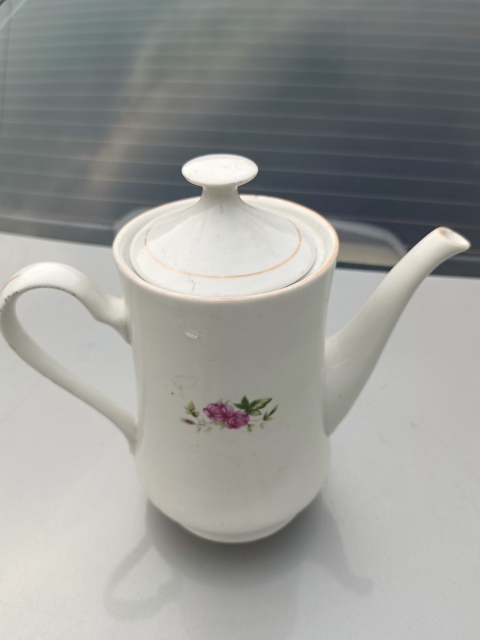 古玩陶瓷粉彩山水亭樓紋大茶壺拍賣，當前價格158元