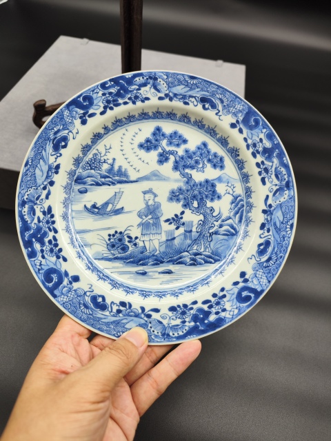 古玩陶瓷乾隆人物山水紋青花盤拍賣，當前價格1580元