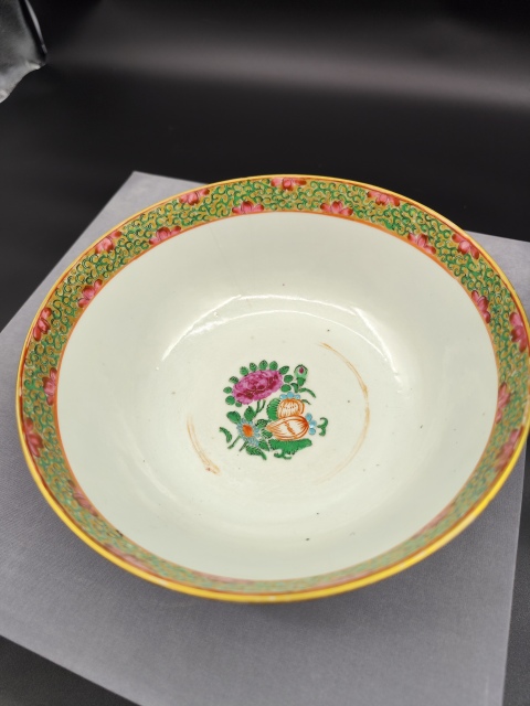 古玩陶瓷咸豐花鳥蝶紋廣彩碗拍賣,當前價格1680元