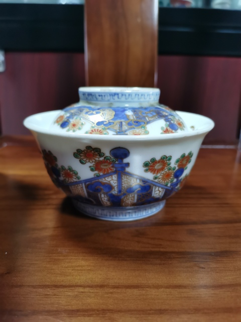 古玩陶瓷【有贈品】晚清民國青花加彩描金蓋碗拍賣,當前價格390元