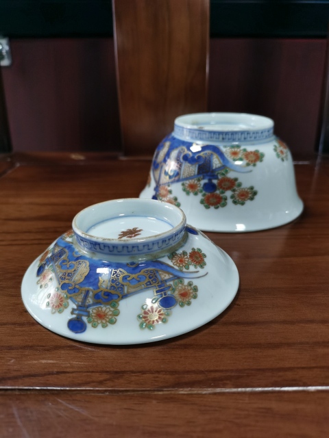 古玩陶瓷【有贈品】晚清民國青花加彩描金蓋碗拍賣,當前價格390元