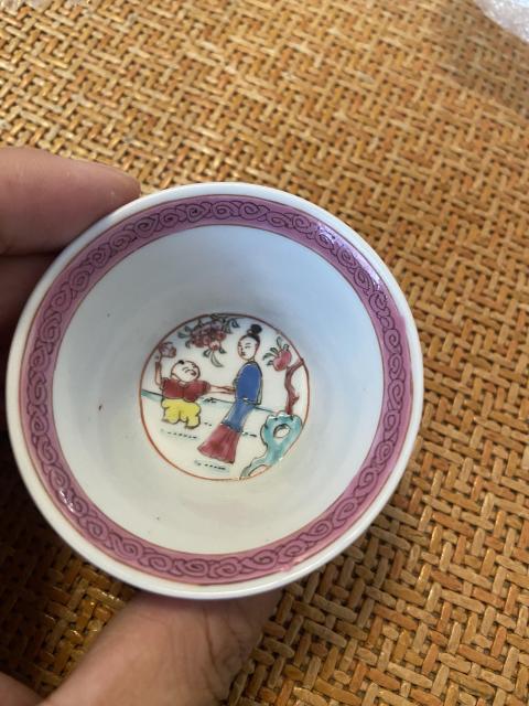 古玩陶瓷雍正粉彩人物花鳥杯拍賣,當前價格9999元