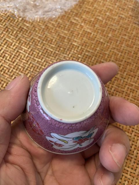 古玩陶瓷雍正粉彩人物花鳥杯拍賣,當前價格9999元