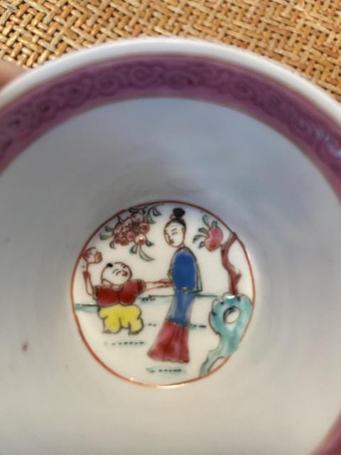 古玩陶瓷雍正粉彩人物花鳥杯拍賣,當前價格9999元