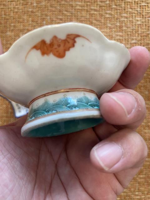古玩陶瓷同治粉彩金魚滿堂高足小盤拍賣,當前價格5000元
