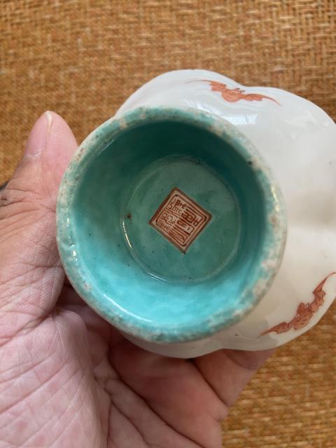 古玩陶瓷同治粉彩金魚滿堂高足小盤拍賣,當前價格5000元