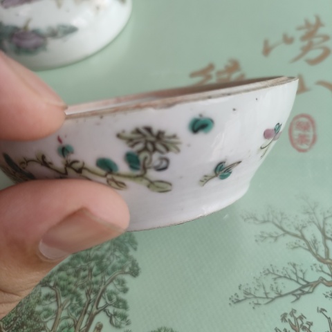 古玩陶瓷清，粉彩三娘教子圖粉盒拍賣，當前價格580元