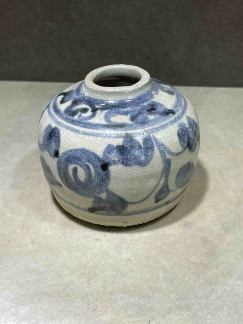 古玩陶瓷明早期青花花卉紋蓋罐拍賣,當前價格888元