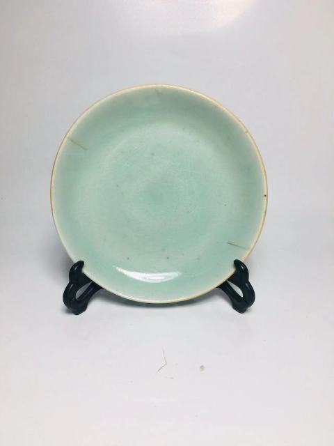 古玩陶瓷豆青釉盤拍賣，當前價格288元