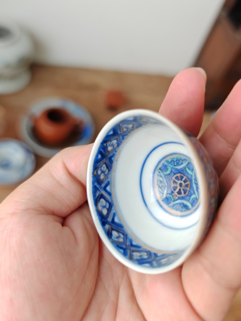 古玩陶瓷青花加彩描金纏枝花紋杯拍賣,當前價格4500元