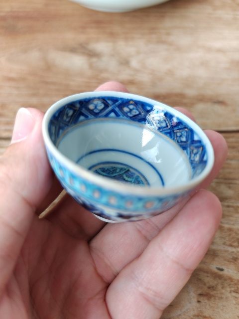 古玩陶瓷青花加彩描金纏枝花紋杯拍賣,當前價格4500元