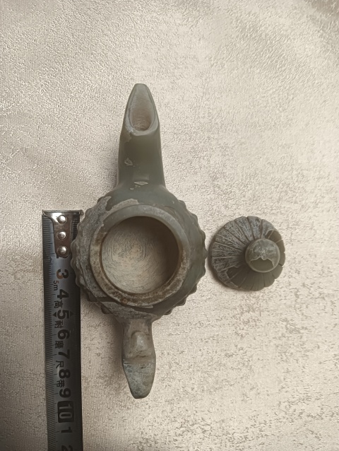 古玩玉器和田玉壺拍賣，當前價格1980元