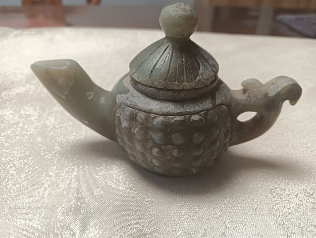 古玩玉器和田玉壺拍賣，當前價格1980元