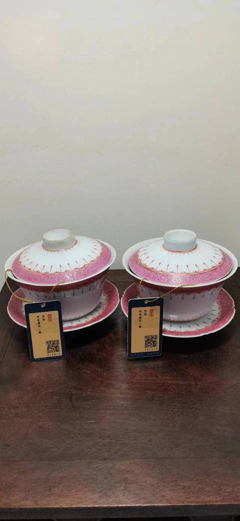 古玩陶瓷兩套三才粉彩蓋碗拍賣，當(dāng)前價(jià)格4800元