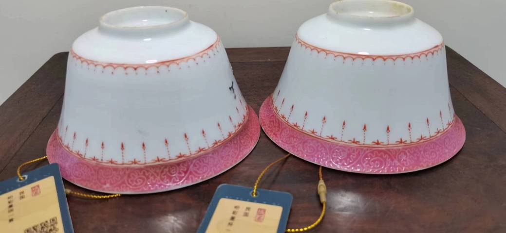 古玩陶瓷兩套三才粉彩蓋碗拍賣，當(dāng)前價(jià)格4800元