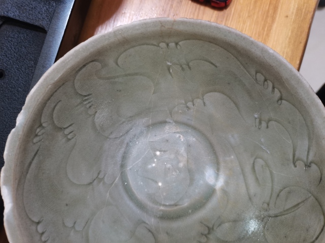 古玩陶瓷金村青瓷刻花撇口碗拍賣，當(dāng)前價(jià)格1000元