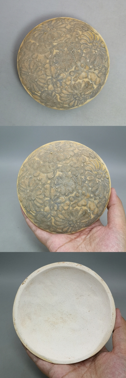 古玩陶瓷元代青花花卉紋粉盒子母盒拍賣，當前價格12345元