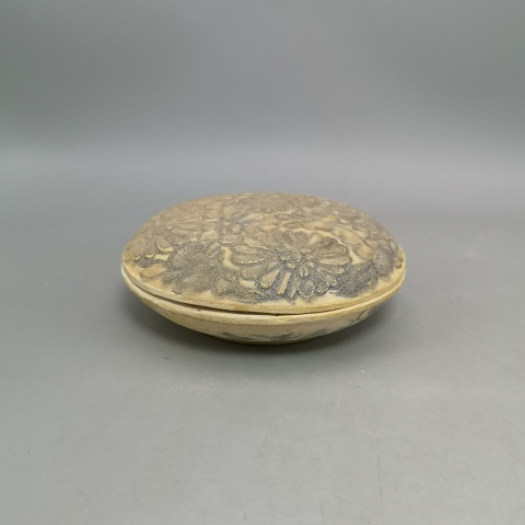 古玩陶瓷元代青花花卉紋粉盒子母盒拍賣，當前價格12345元