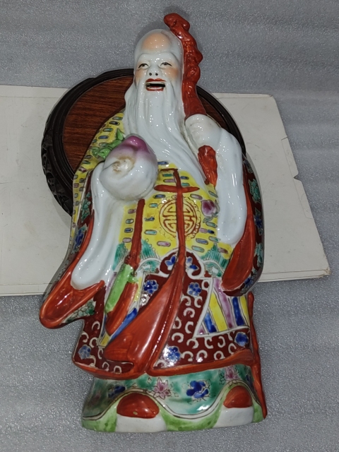 古玩陶瓷粉彩壽星人物塑像拍賣,當前價格880元