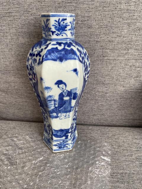 古玩陶瓷青花六方瓶拍賣,當前價格10000元