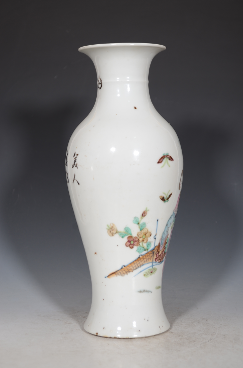 古玩陶瓷【名家精品】民國粉彩美人春色詩文觀音瓶拍賣,當(dāng)前價(jià)格688元