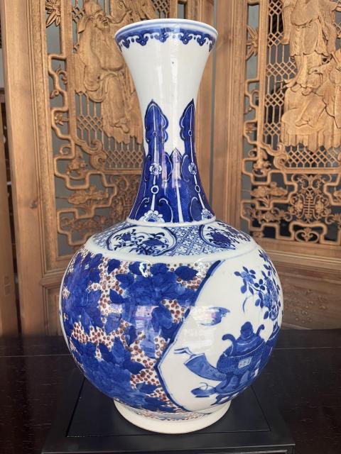 古玩陶瓷青花釉里紅花卉天球瓶拍賣，當前價格55000元