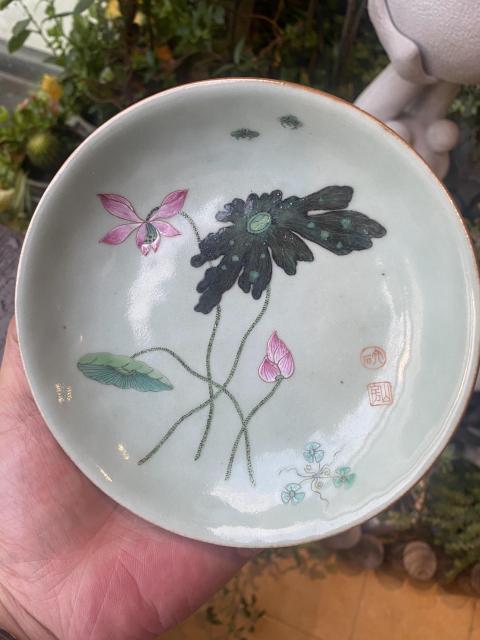 古玩陶瓷豆青釉粉彩荷花紋盤拍賣,當前價格4820元