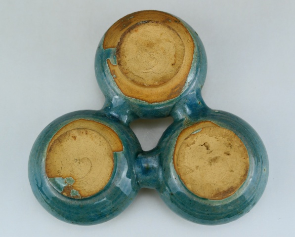 古玩陶瓷明末清初.孔雀綠釉三連洗(文房雅器)拍賣,當前價格380元