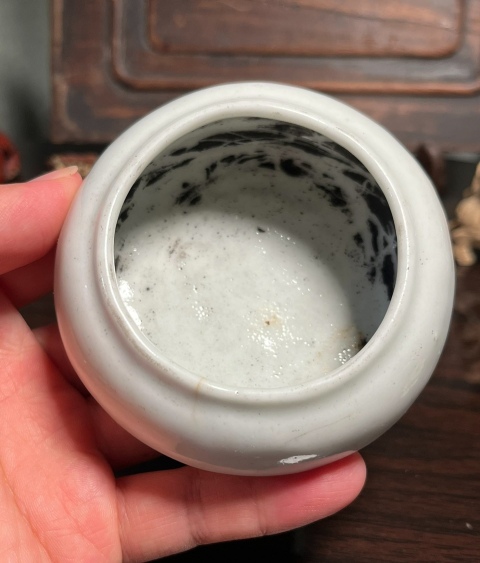 古玩陶瓷清中晚期白釉鏜鑼洗拍賣,當(dāng)前價(jià)格3000元