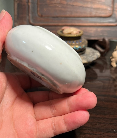古玩陶瓷清中晚期白釉鏜鑼洗拍賣,當(dāng)前價(jià)格3000元