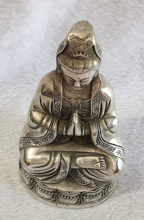 古玩雜項(xiàng)白銅觀音菩薩像拍賣,當(dāng)前價(jià)格498元