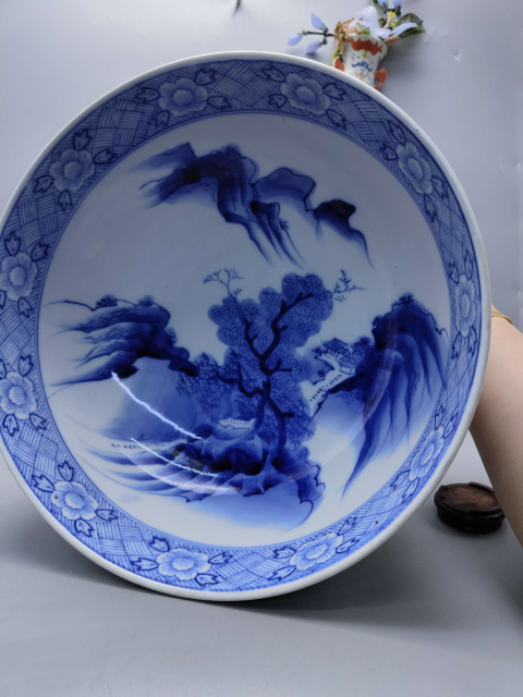 古玩陶瓷日本青花山水大碗拍賣,當前價格1999元