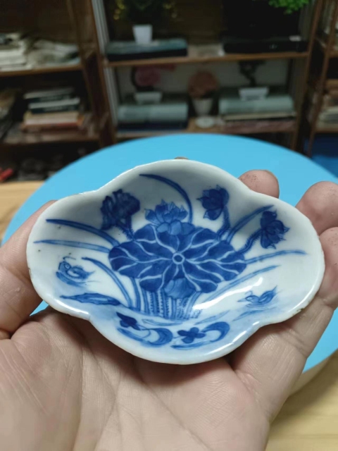 古玩陶瓷光緒海棠形青花盤拍賣，當(dāng)前價格1888元