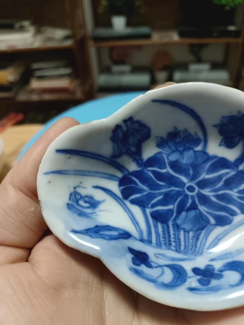 古玩陶瓷光緒海棠形青花盤拍賣，當(dāng)前價格1888元