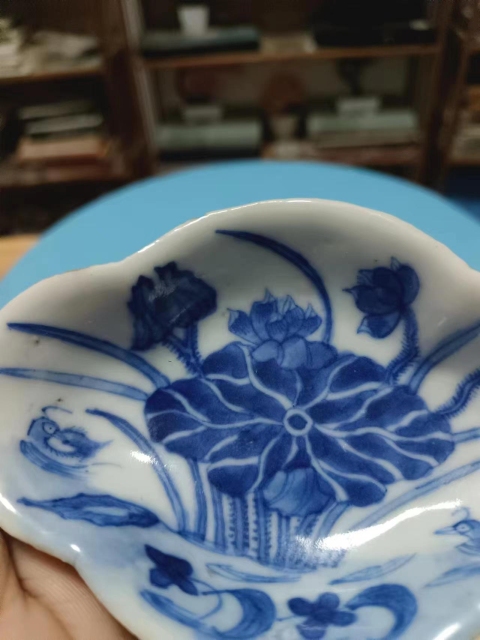 古玩陶瓷光緒海棠形青花盤拍賣，當(dāng)前價格1888元