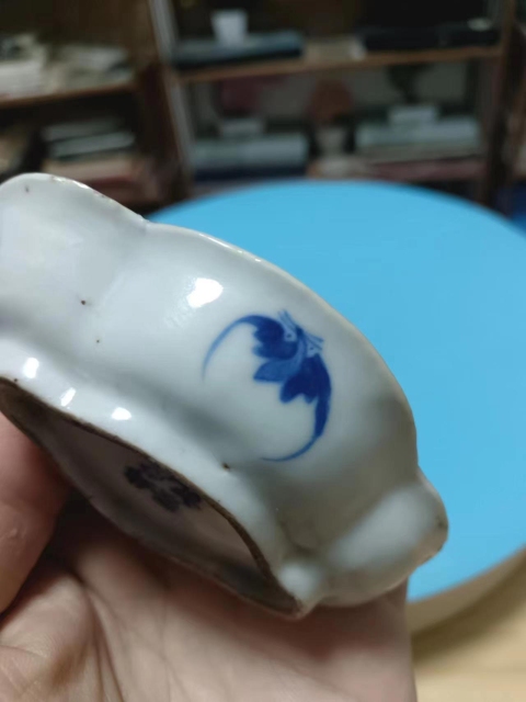 古玩陶瓷光緒海棠形青花盤拍賣，當(dāng)前價格1888元