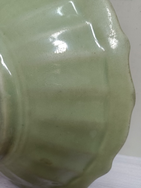 古玩陶瓷龍泉窯刻花盤拍賣，當前價格38888元