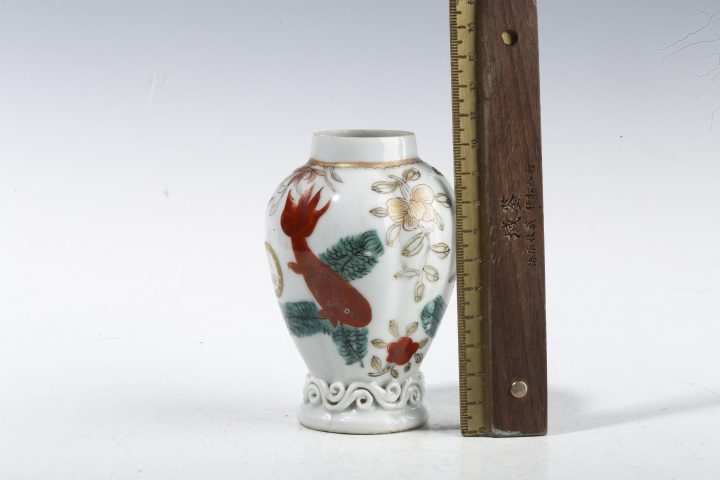 古玩陶瓷乾隆·粉彩魚藻紋雞腿瓶拍賣,當前價格5880元